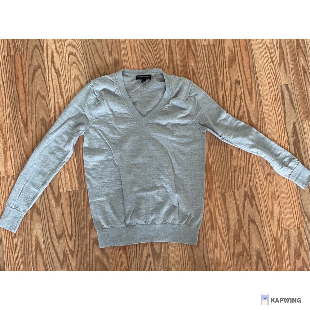 Banana Republic Soft Lavender Wool Sweater Women’s XS